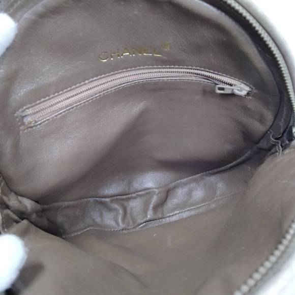 Authentic Chanel Leather Round Bag - Picture 8 of 9